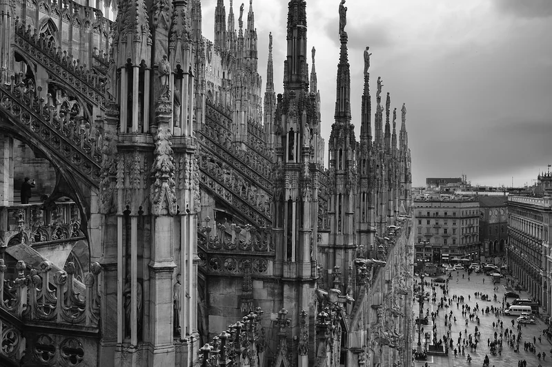 Francesca, Milano